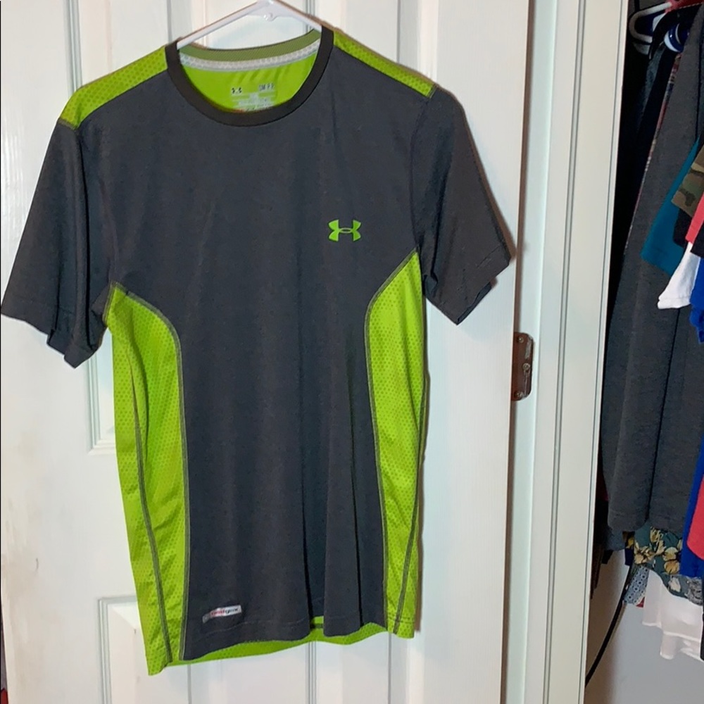 Under armour green and gray sports t size small